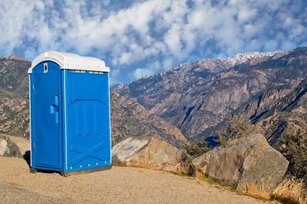 Best Porta potty delivery and setup  in Hebbronville, TX