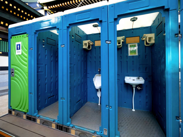 Portable Toilet Options We Offer in Hebbronville, TX